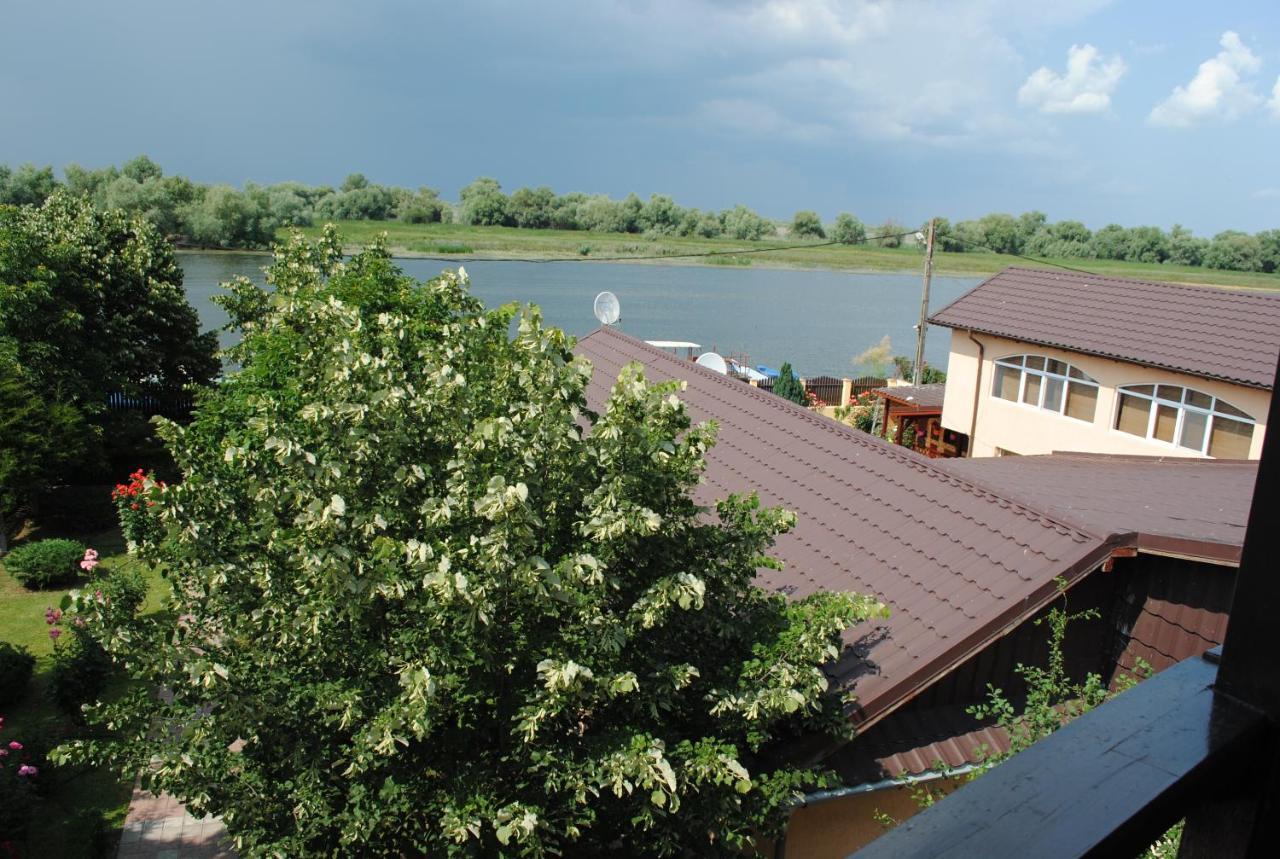 Vila Delta Travel - Mila 23 Мила-Доуэзечи-ши-Трей Экстерьер фото