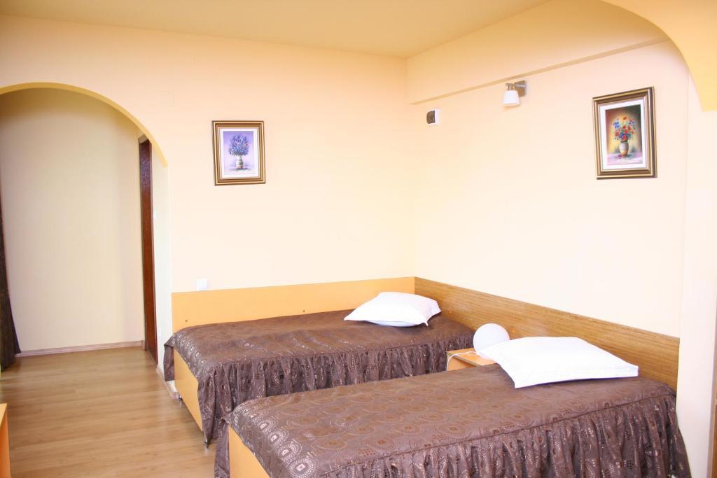 Vila Delta Travel - Mila 23 Мила-Доуэзечи-ши-Трей Номер фото