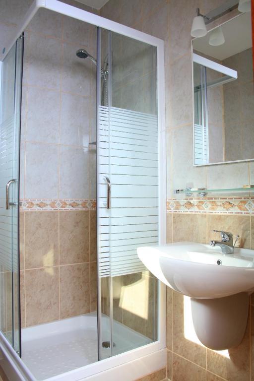 Vila Delta Travel - Mila 23 Мила-Доуэзечи-ши-Трей Номер фото